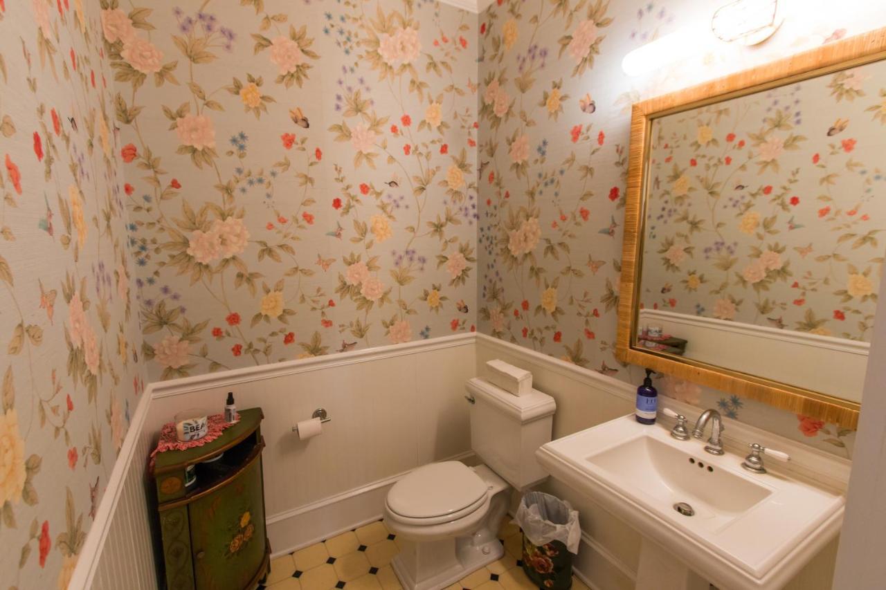 Inn At Tyler Hill Экстерьер фото